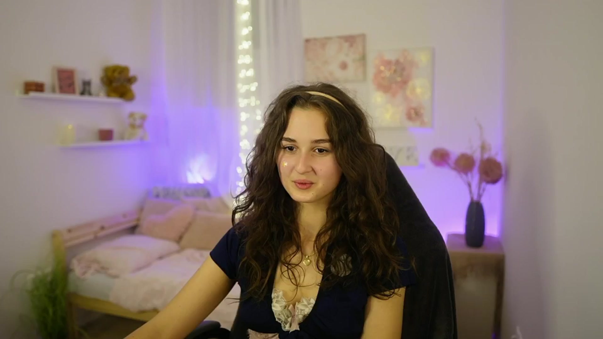 Gallery image thumbnail from Anita_Grey_'s myfreecams stream on, 10/27/2025, 22:42 image 16 of 20