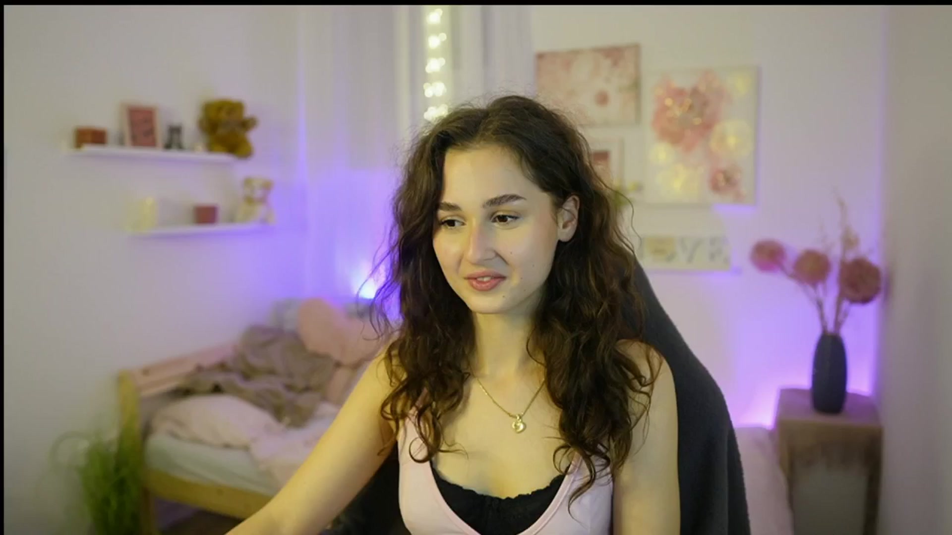 Gallery image thumbnail from Anita_Grey_'s myfreecams stream on, 11/07/2025, 24:01 image 10 of 20