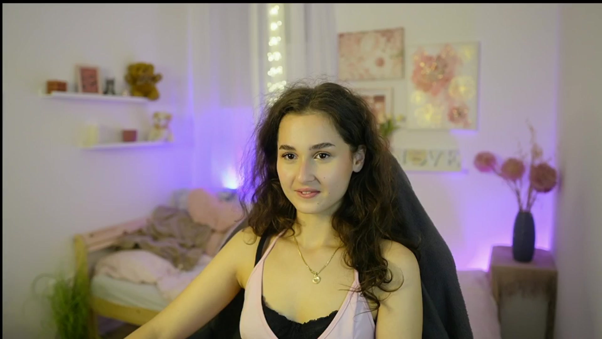 Gallery image thumbnail from Anita_Grey_'s myfreecams stream on, 11/07/2025, 24:01 image 2 of 20