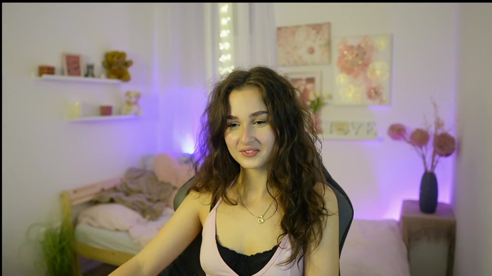 Gallery image thumbnail from Anita_Grey_'s myfreecams stream on, 11/07/2025, 01:01 image 12 of 20