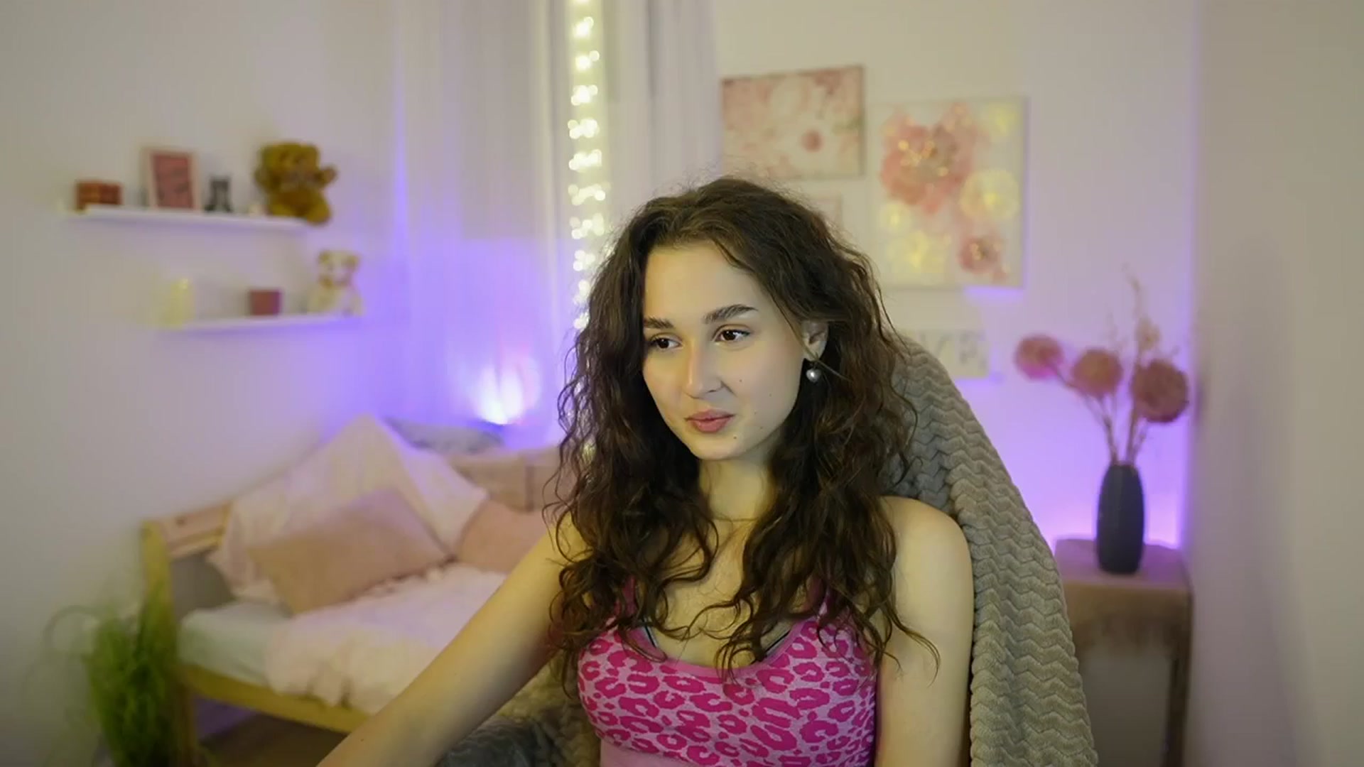 Gallery image thumbnail from Anita_Grey_'s myfreecams stream on, 11/09/2025, 20:57 image 3 of 20