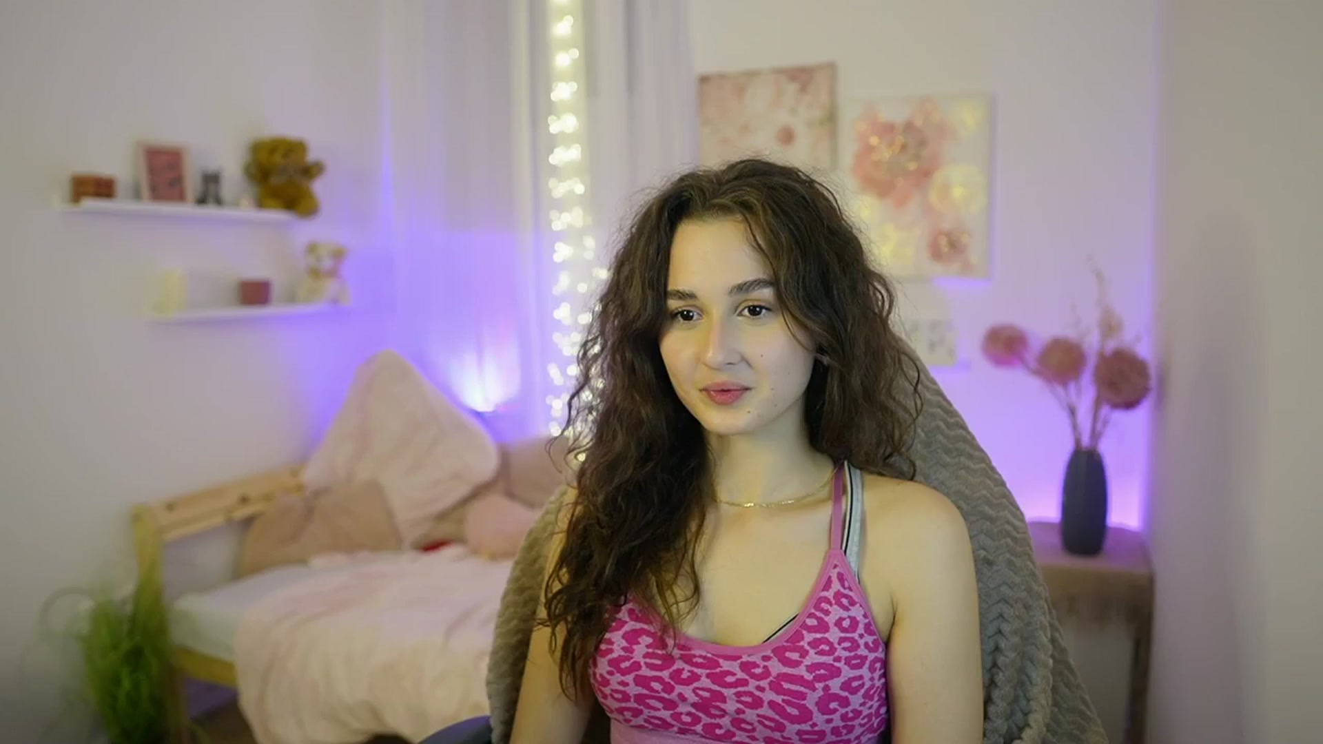Gallery image thumbnail from Anita_Grey_'s myfreecams stream on, 11/09/2025, 23:50 image 15 of 20