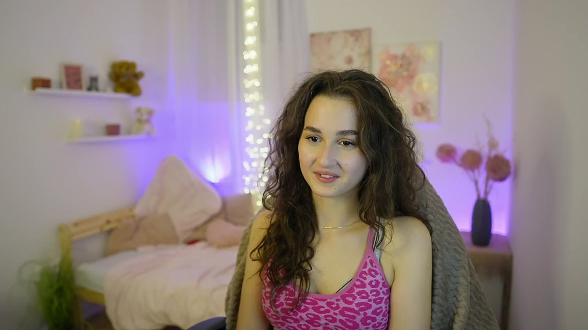 Gallery image thumbnail from Anita_Grey_'s myfreecams stream on, 11/09/2025, 23:50 image 9 of 20