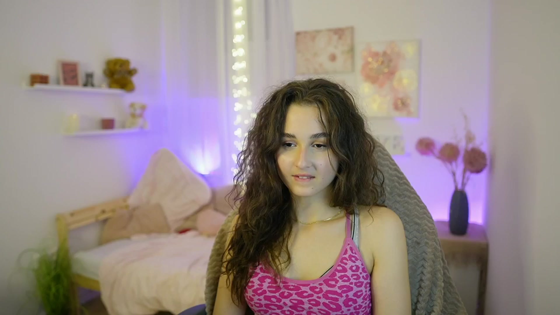 Gallery image thumbnail from Anita_Grey_'s myfreecams stream on, 11/09/2025, 23:50 image 17 of 20