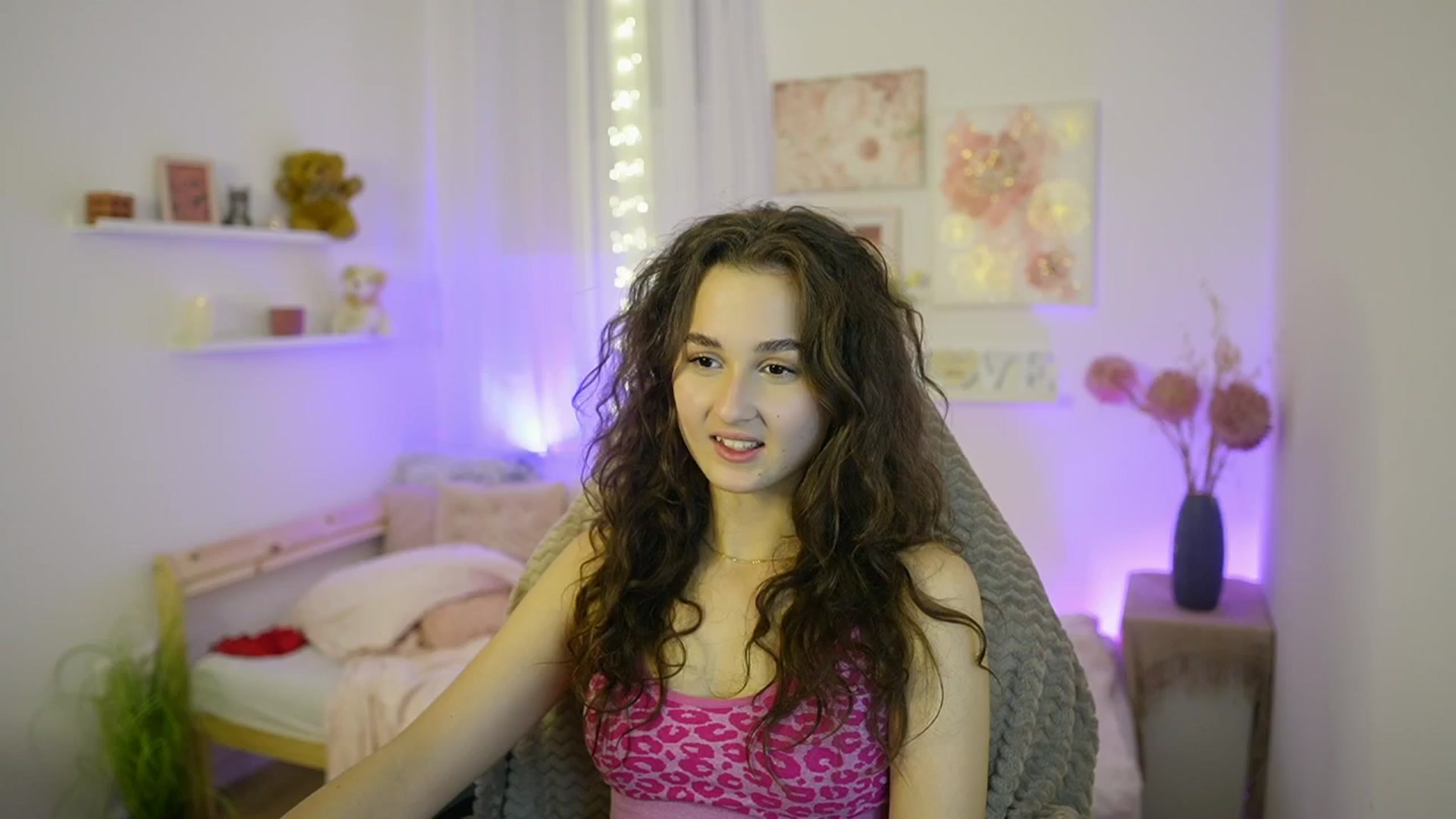 Gallery image thumbnail from Anita_Grey_'s myfreecams stream on, 11/10/2025, 24:58 image 15 of 20