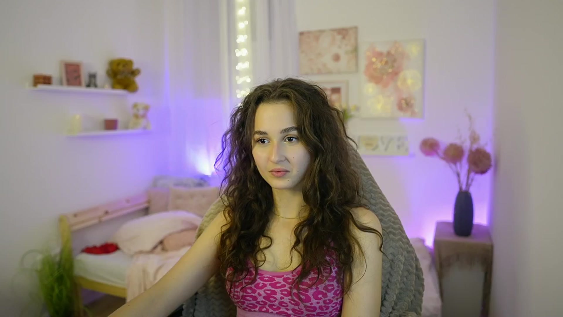 Gallery image thumbnail from Anita_Grey_'s myfreecams stream on, 11/10/2025, 24:58 image 14 of 20
