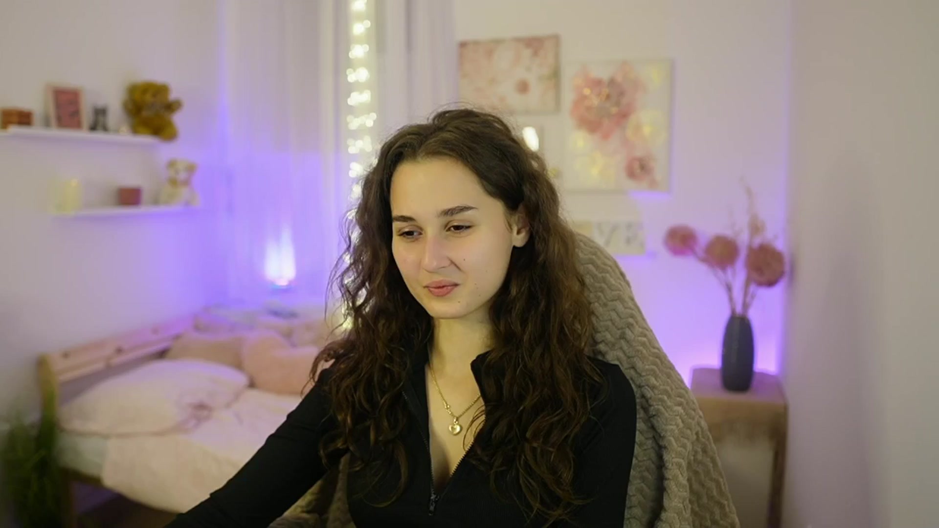 Gallery image thumbnail from Anita_Grey_'s myfreecams stream on, 11/13/2025, 20:28 image 8 of 20