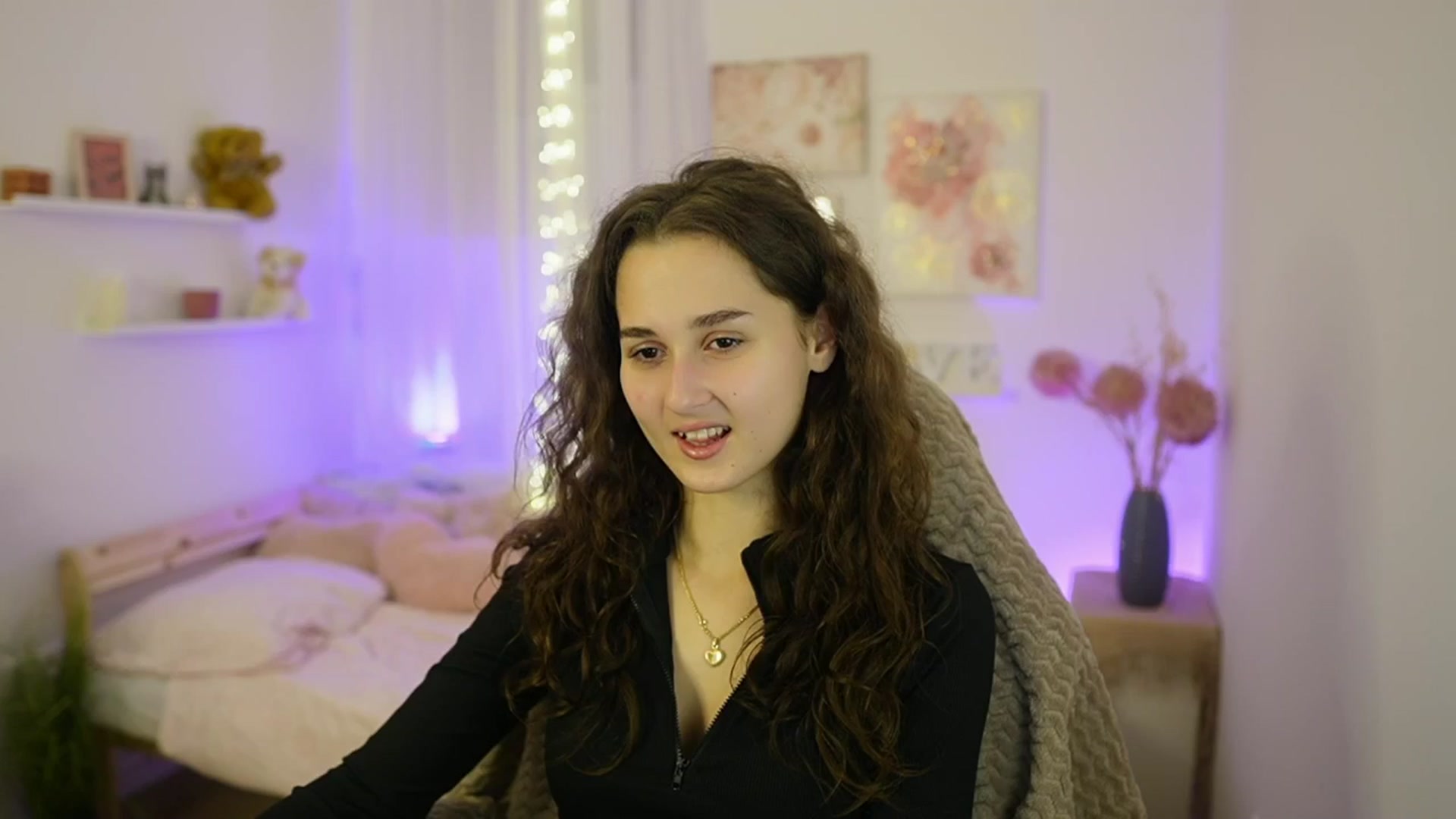 Gallery image thumbnail from Anita_Grey_'s myfreecams stream on, 11/13/2025, 20:28 image 5 of 20