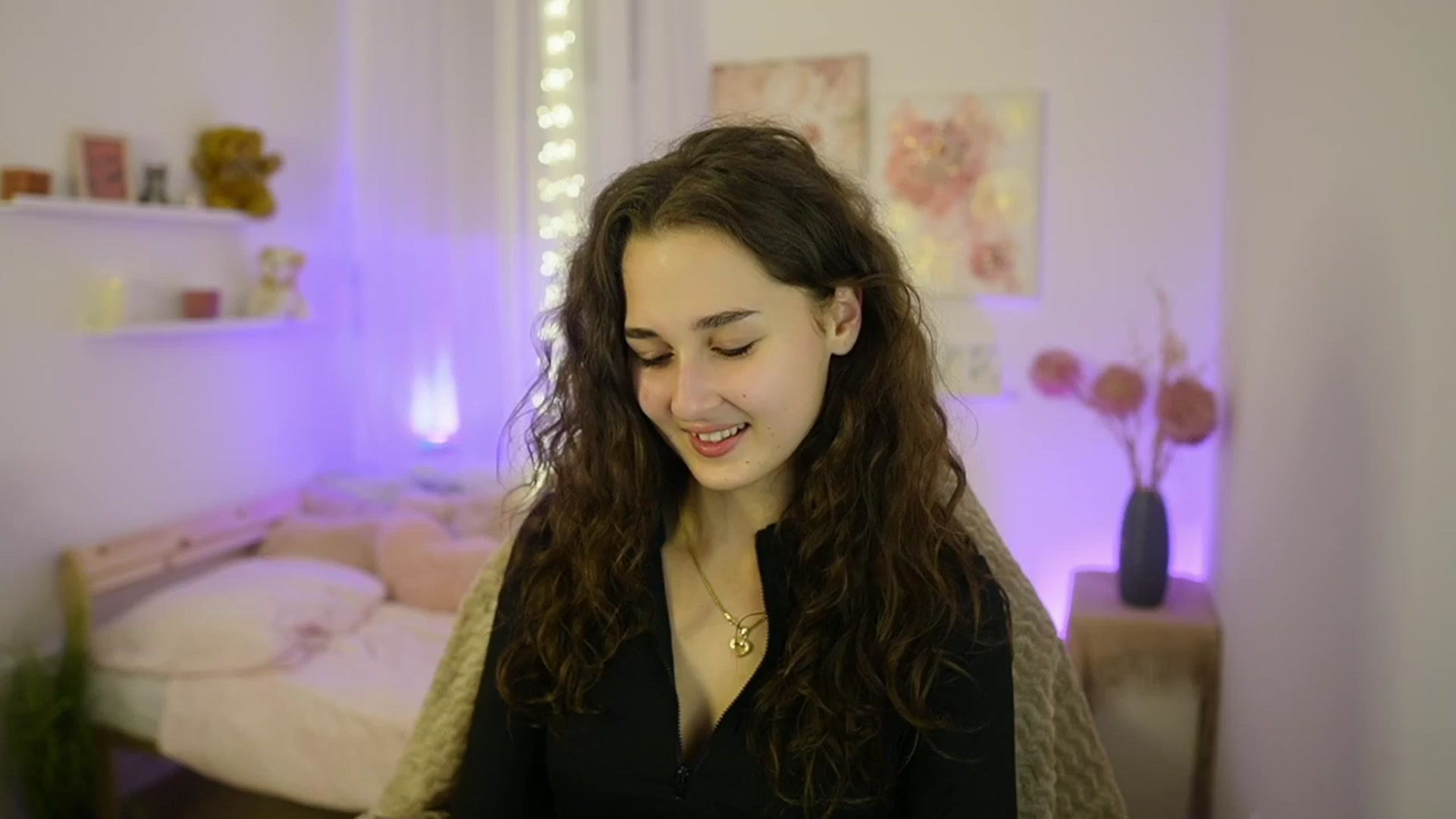 Gallery image thumbnail from Anita_Grey_'s myfreecams stream on, 11/13/2025, 20:28 image 19 of 20