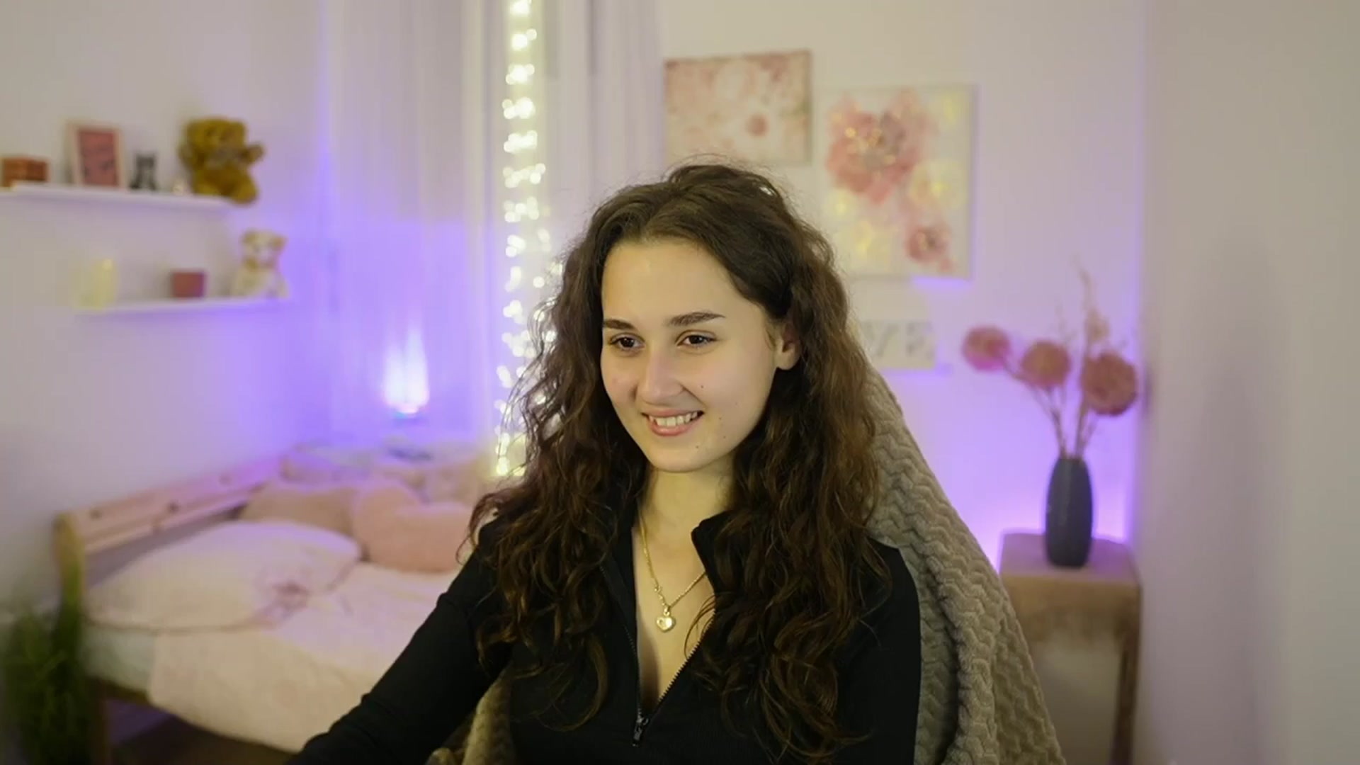 Gallery image thumbnail from Anita_Grey_'s myfreecams stream on, 11/13/2025, 20:28 image 14 of 20