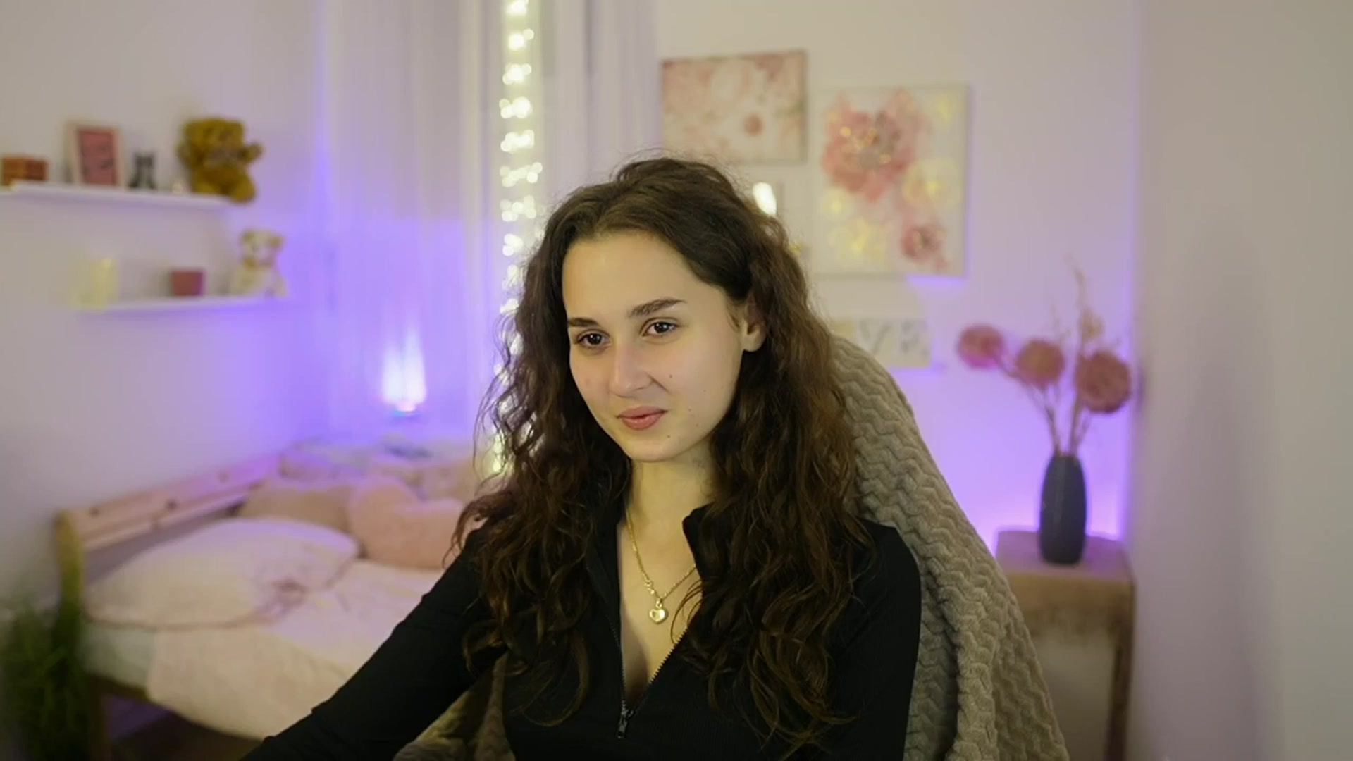 Gallery image thumbnail from Anita_Grey_'s myfreecams stream on, 11/13/2025, 20:28 image 9 of 20