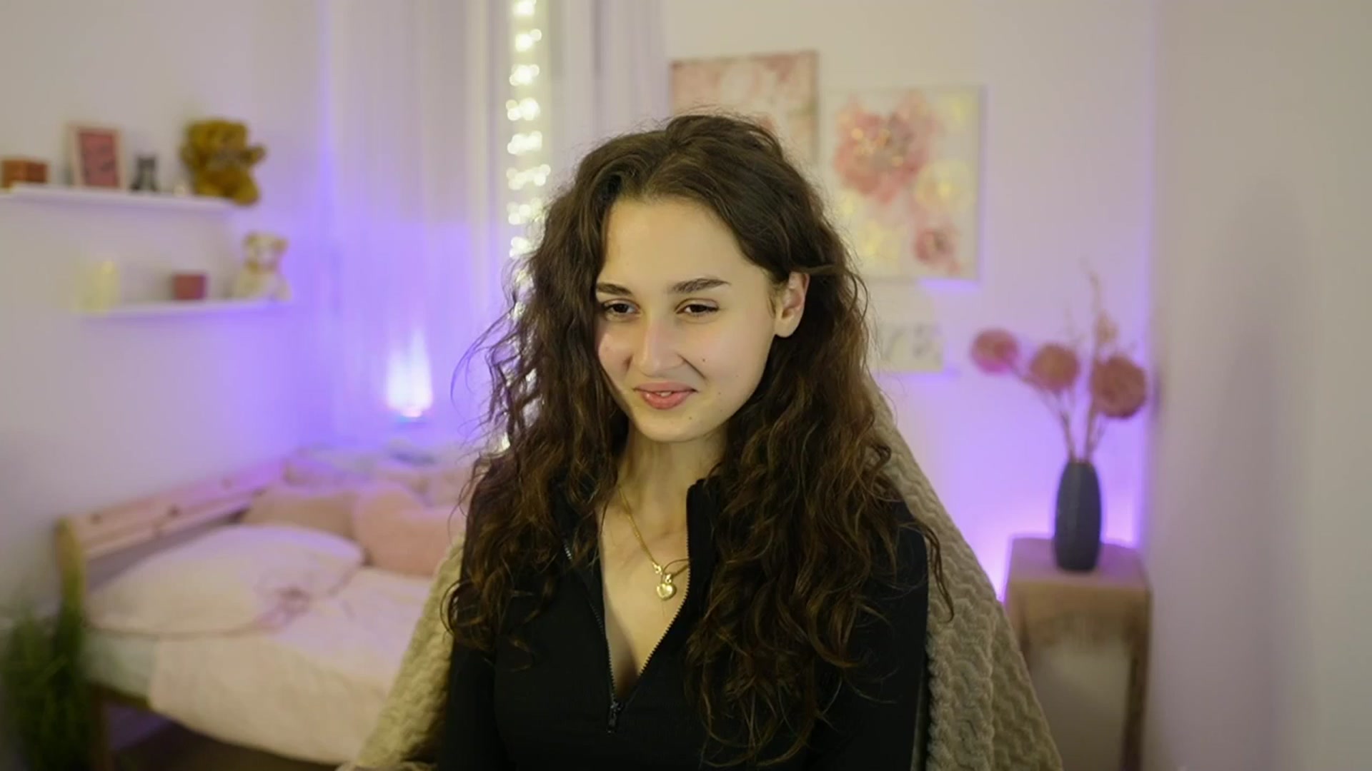 Gallery image thumbnail from Anita_Grey_'s myfreecams stream on, 11/13/2025, 20:28 image 18 of 20
