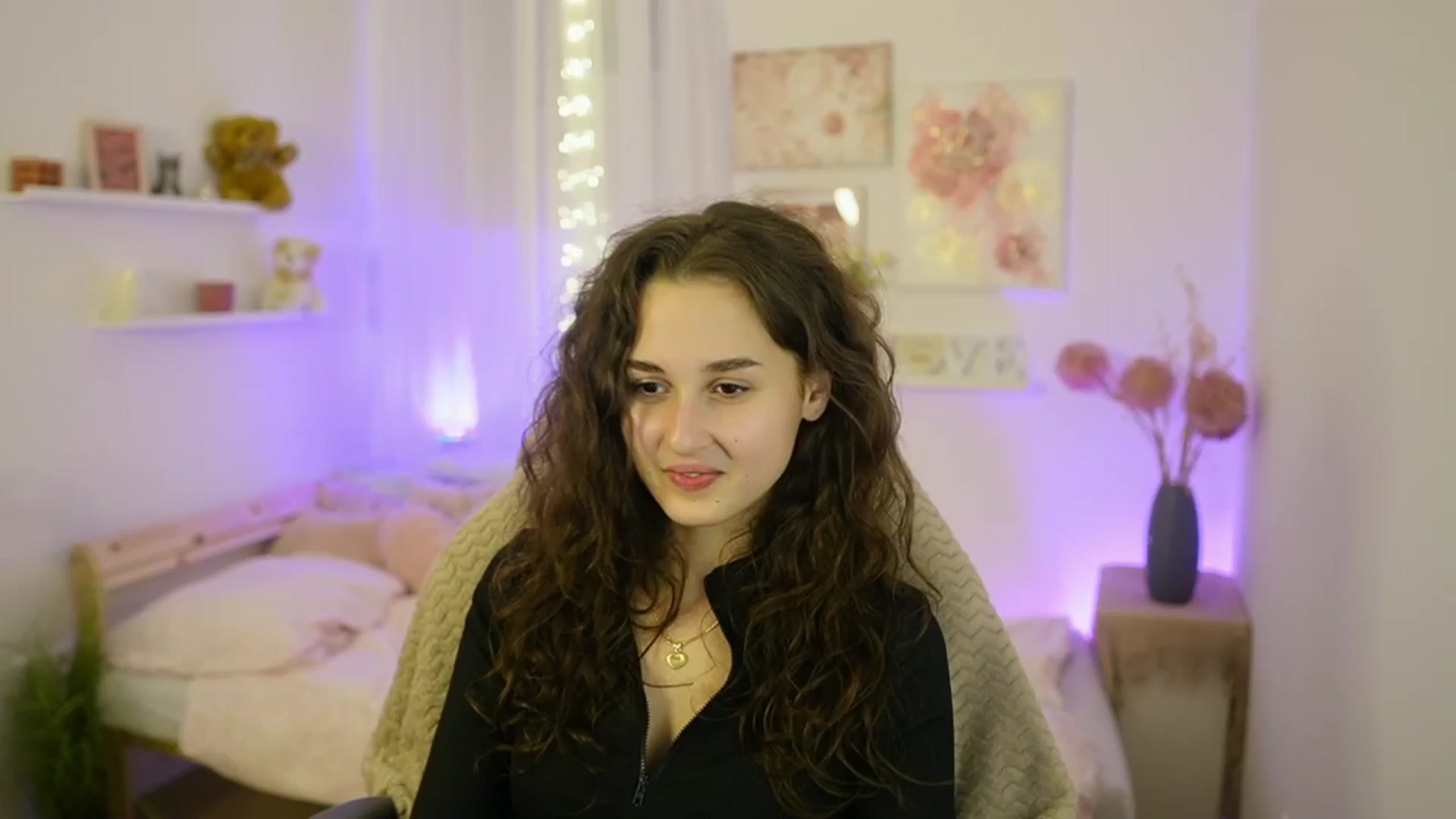 Gallery image thumbnail from Anita_Grey_'s myfreecams stream on, 11/14/2025, 24:15 image 15 of 20