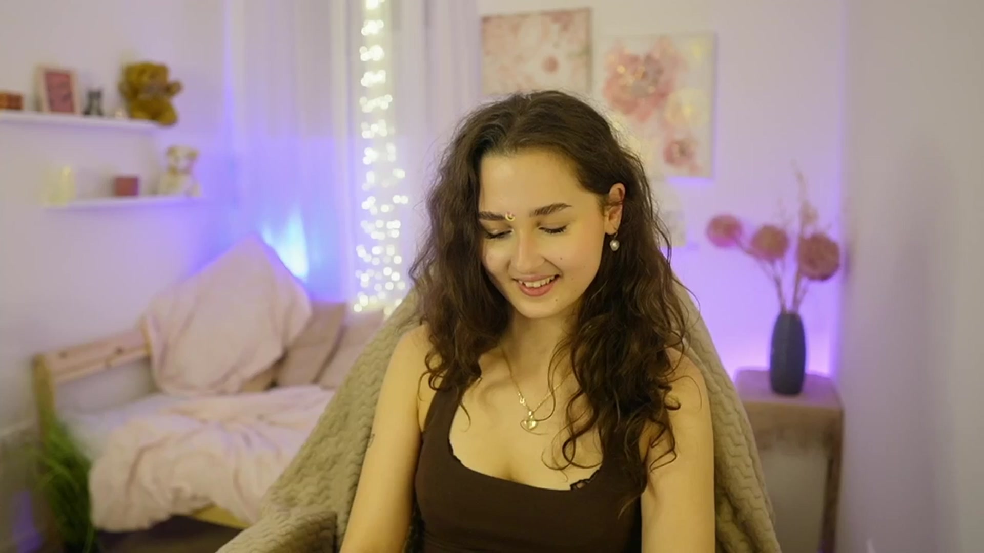 Gallery image thumbnail from Anita_Grey_'s myfreecams stream on, 11/15/2025, 23:46 image 8 of 20