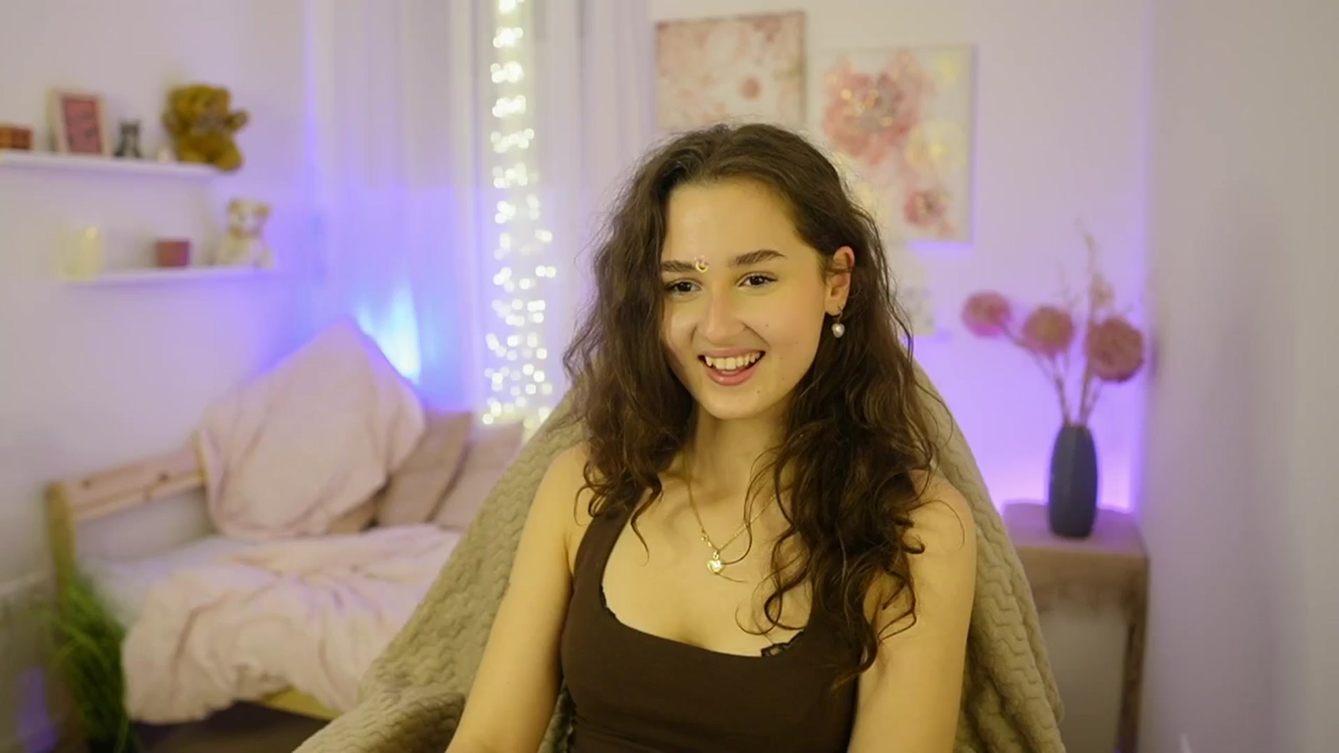 Gallery image thumbnail from Anita_Grey_'s myfreecams stream on, 11/15/2025, 23:46 image 2 of 20