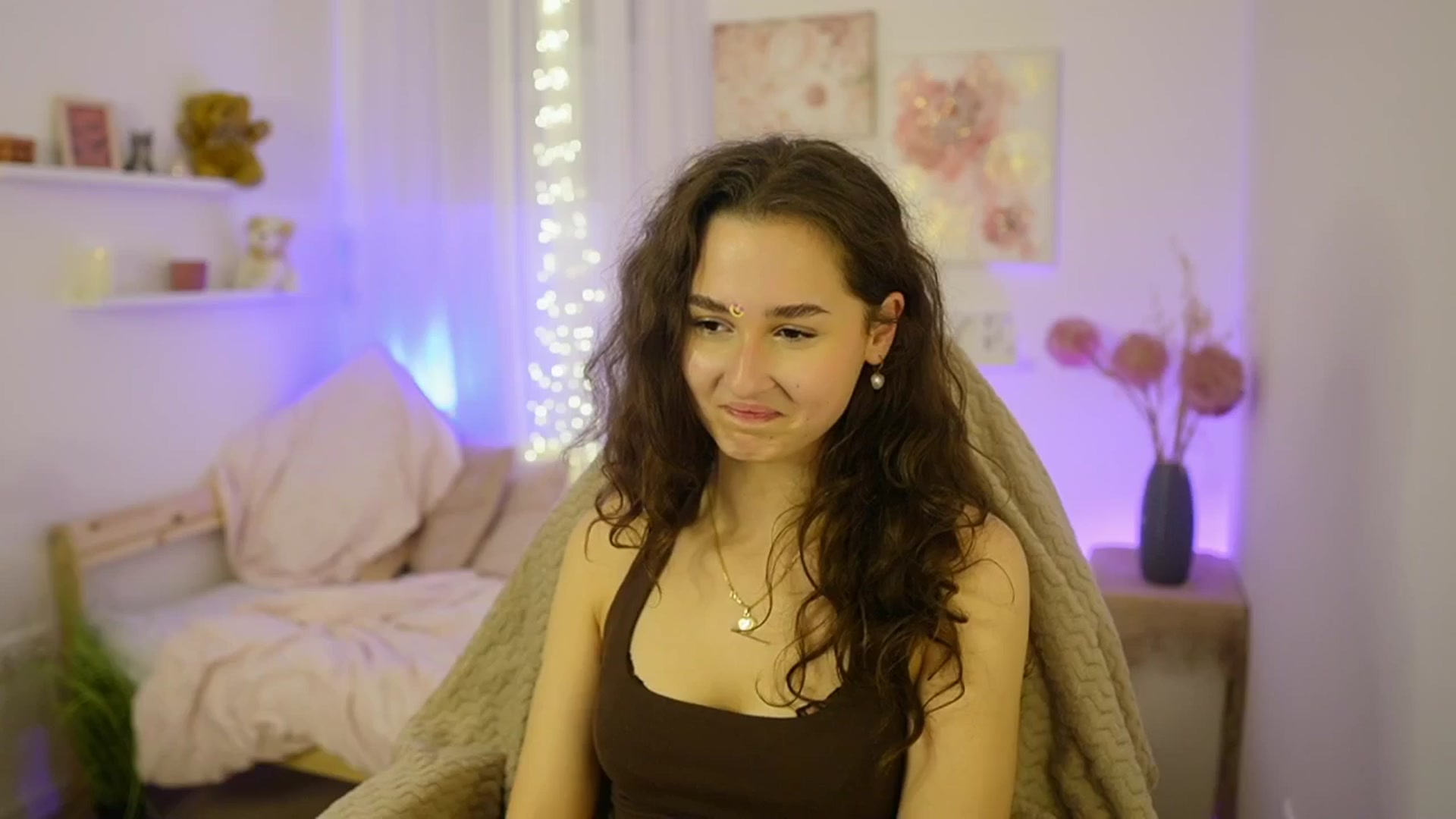 Gallery image thumbnail from Anita_Grey_'s myfreecams stream on, 11/15/2025, 23:46 image 4 of 20