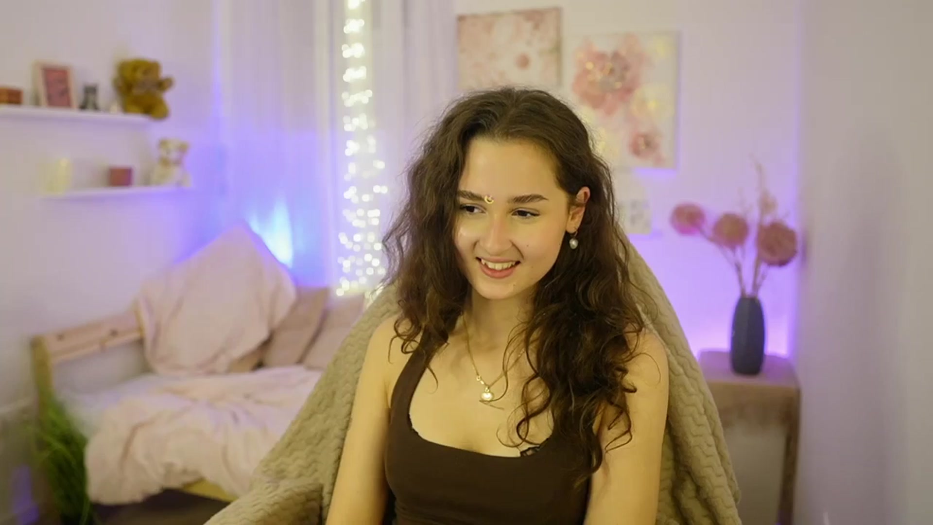 Gallery image thumbnail from Anita_Grey_'s myfreecams stream on, 11/15/2025, 23:46 image 5 of 20