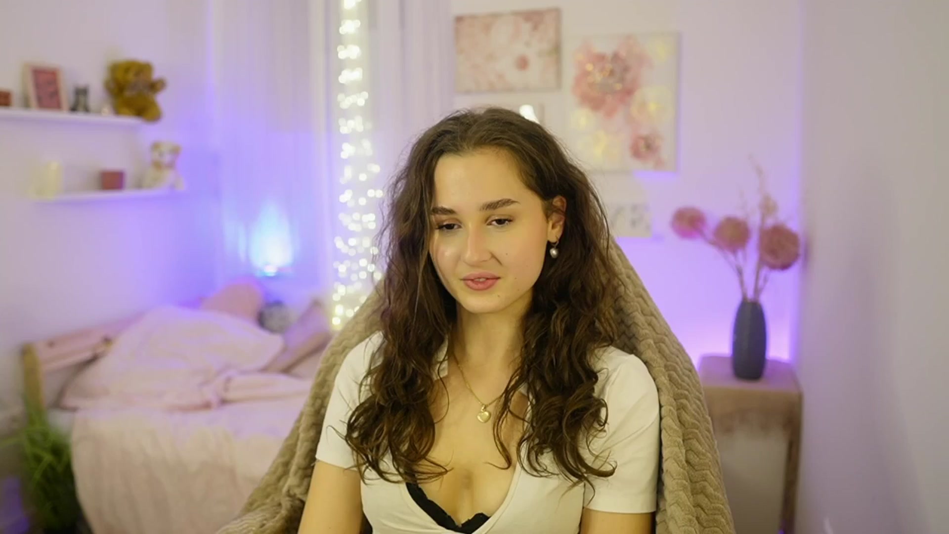 Gallery image thumbnail from Anita_Grey_'s myfreecams stream on, 11/16/2025, 21:35 image 11 of 20
