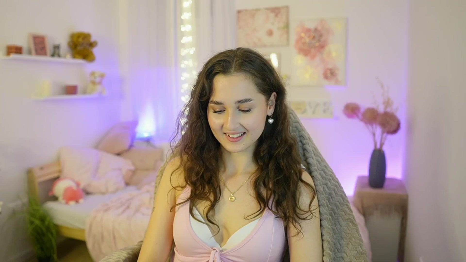 Gallery image thumbnail from Anita_Grey_'s myfreecams stream on, 11/22/2025, 21:35 image 8 of 20
