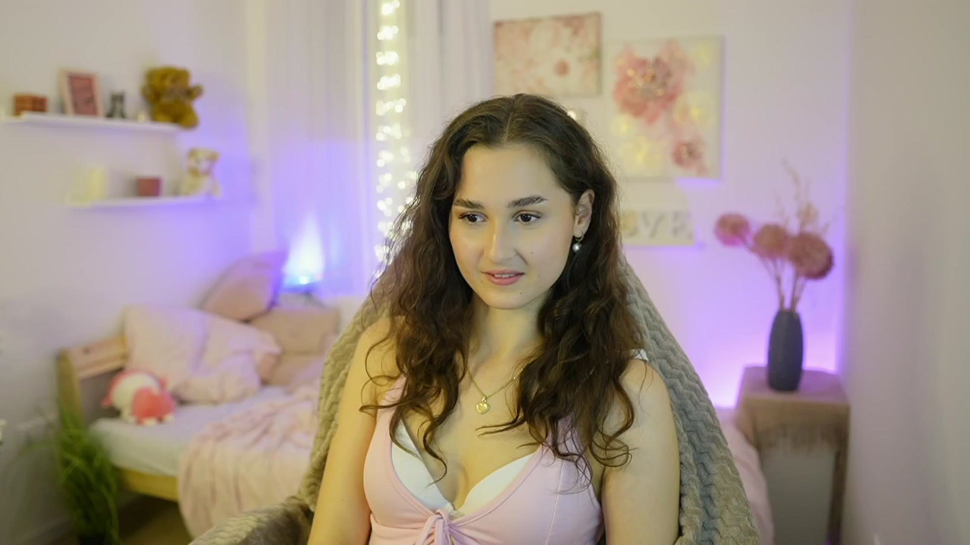 Gallery image thumbnail from Anita_Grey_'s myfreecams stream on, 11/22/2025, 21:35 image 5 of 20