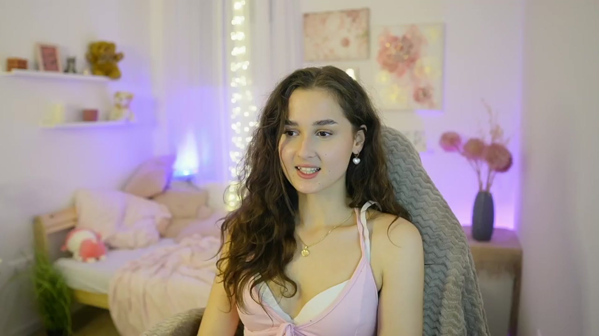 Gallery image thumbnail from Anita_Grey_'s myfreecams stream on, 11/22/2025, 22:53 image 2 of 20