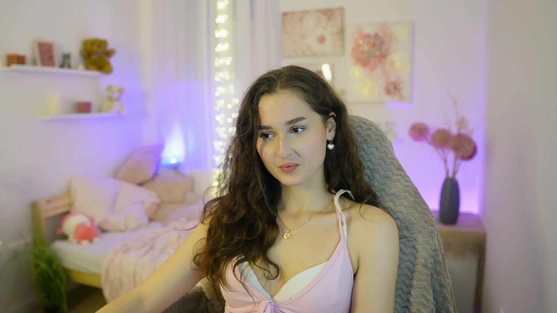 Gallery image thumbnail from Anita_Grey_'s myfreecams stream on, 11/22/2025, 22:53 image 4 of 20