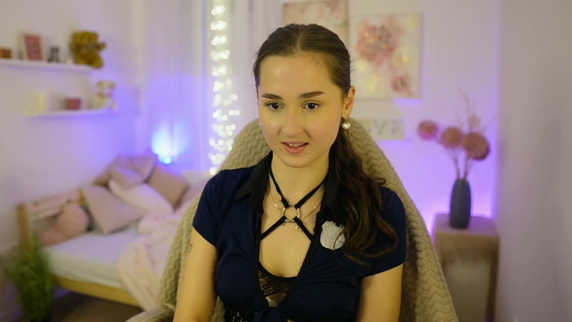 Gallery image thumbnail from Anita_Grey_'s myfreecams stream on, 11/23/2025, 23:56 image 2 of 20