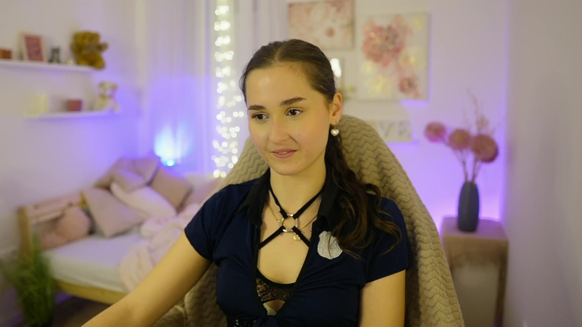 Gallery image thumbnail from Anita_Grey_'s myfreecams stream on, 11/23/2025, 23:56 image 10 of 20