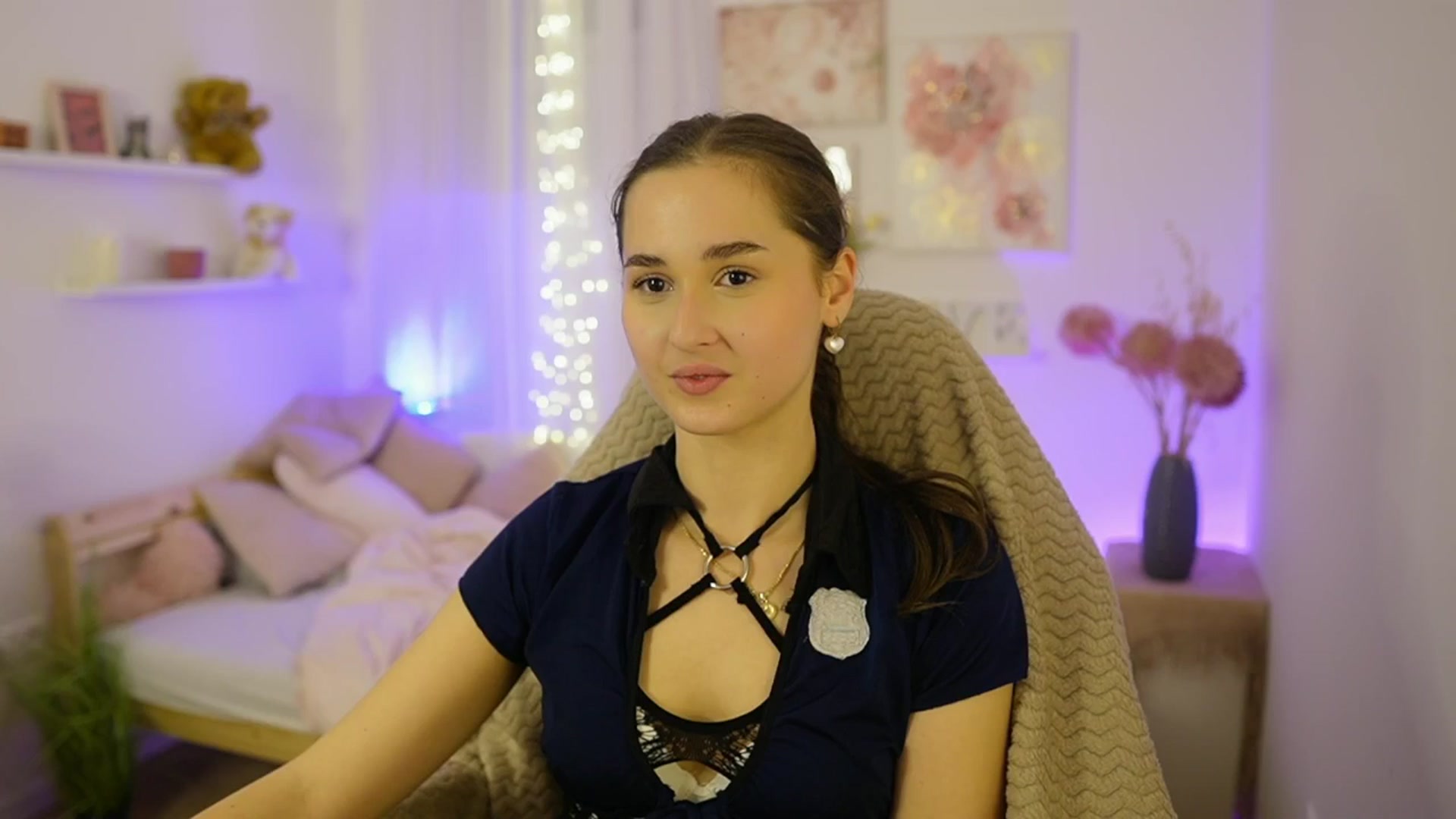 Gallery image thumbnail from Anita_Grey_'s myfreecams stream on, 11/24/2025, 01:01 image 5 of 20