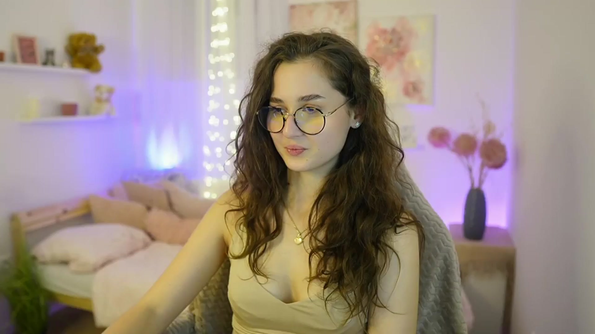 Gallery image thumbnail from Anita_Grey_'s myfreecams stream on, 11/26/2025, 20:35 image 6 of 20