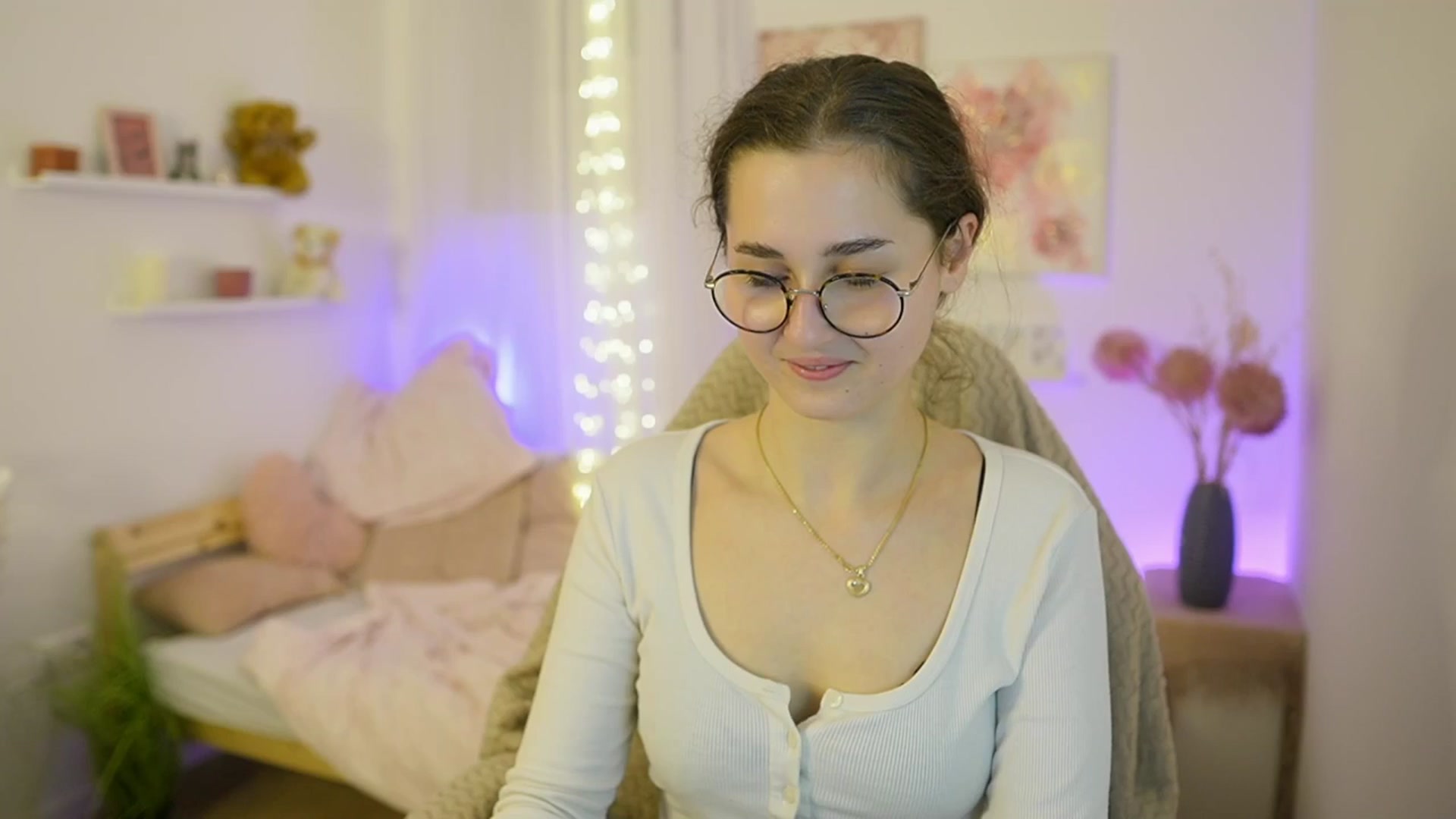 Gallery image thumbnail from Anita_Grey_'s myfreecams stream on, 12/03/2025, 22:21 image 10 of 20