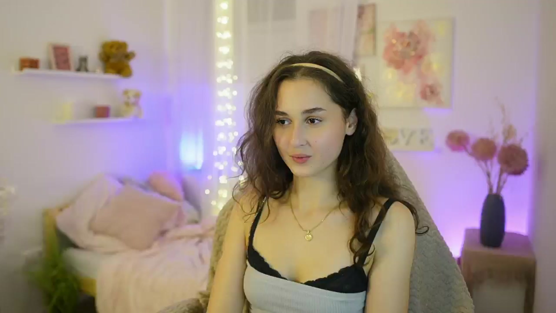 Gallery image thumbnail from Anita_Grey_'s myfreecams stream on, 12/07/2025, 22:33 image 3 of 20