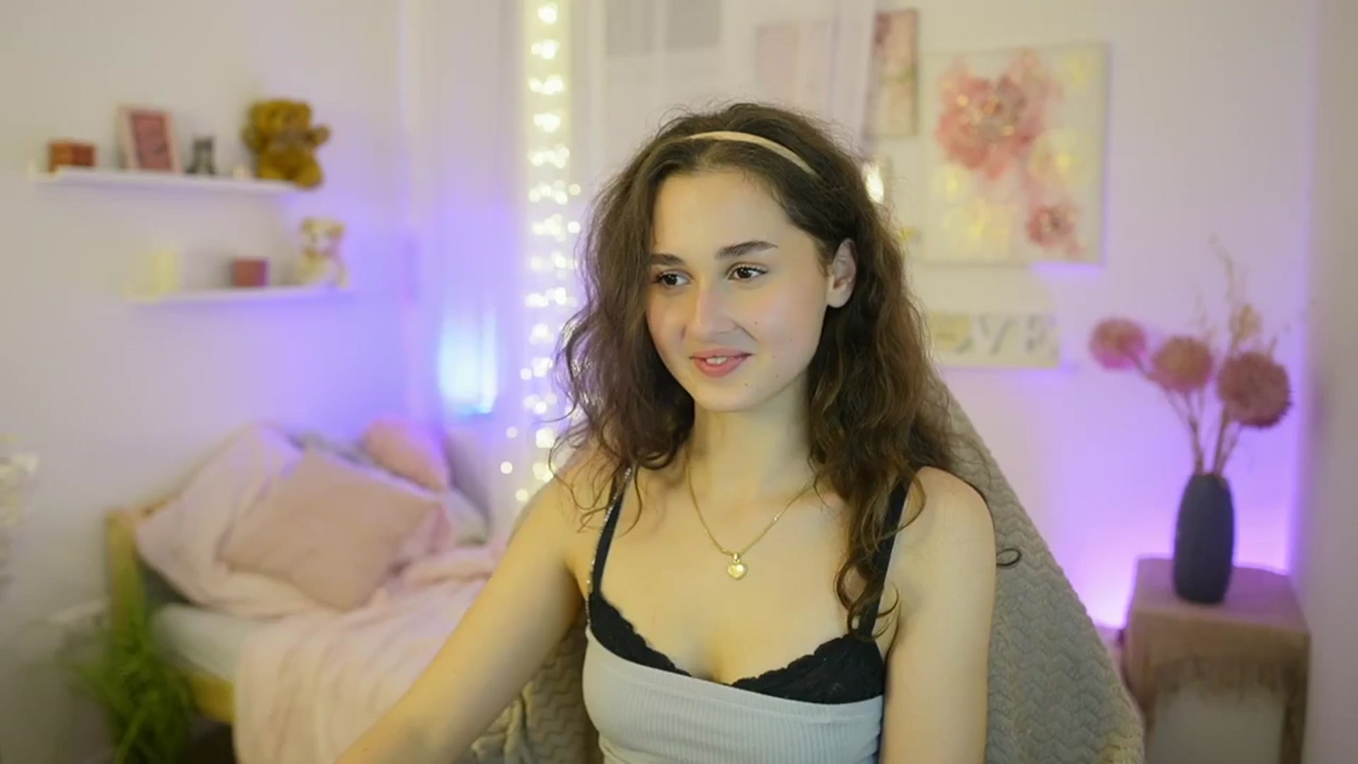 Gallery image thumbnail from Anita_Grey_'s myfreecams stream on, 12/07/2025, 22:33 image 2 of 20