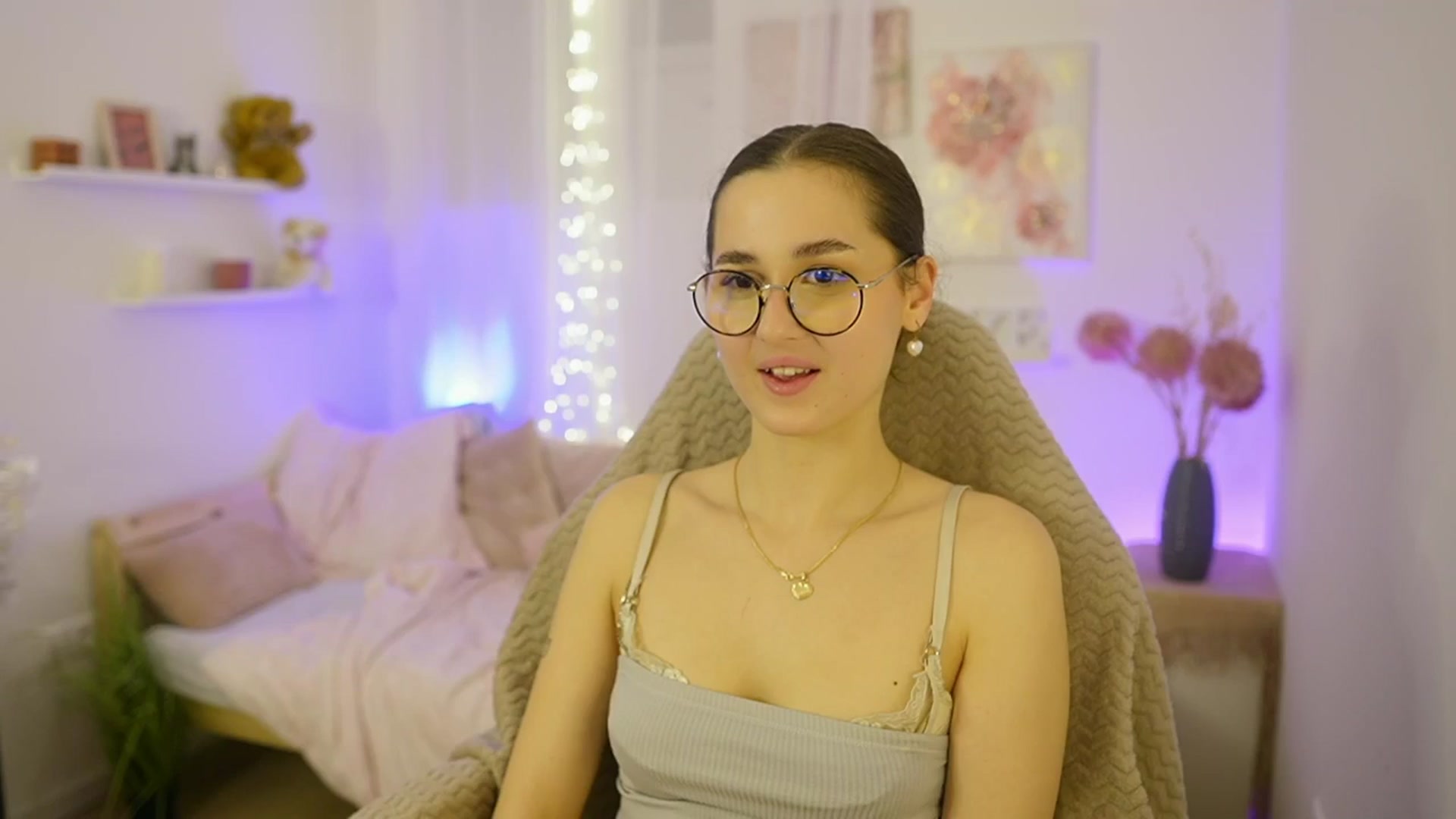 Gallery image thumbnail from Anita_Grey_'s myfreecams stream on, 12/11/2025, 23:26 image 8 of 20