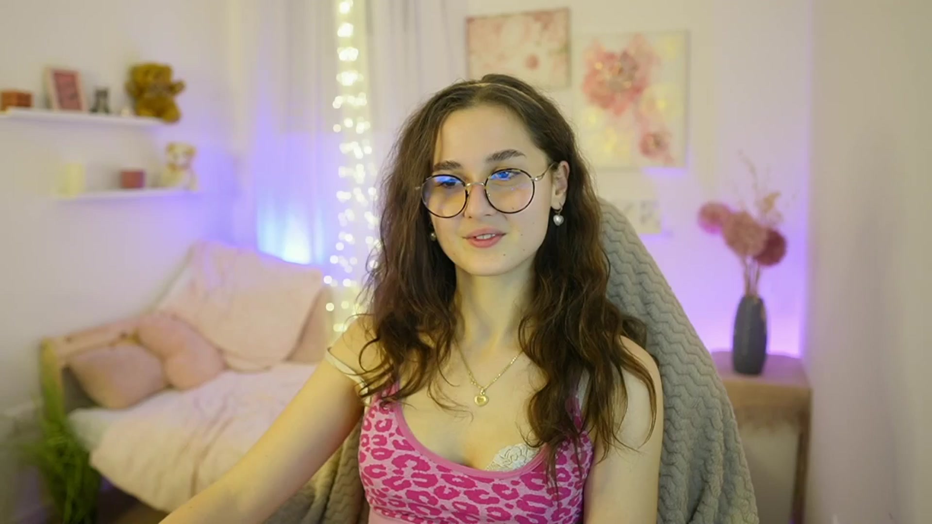 Gallery image thumbnail from Anita_Grey_'s myfreecams stream on, 12/19/2025, 21:28 image 6 of 20