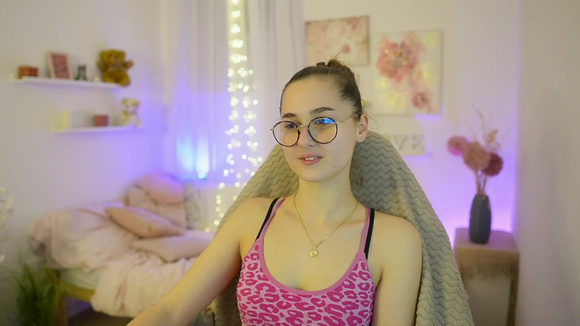 Gallery image thumbnail from Anita_Grey_'s myfreecams stream on, 12/28/2025, 19:42 image 8 of 20