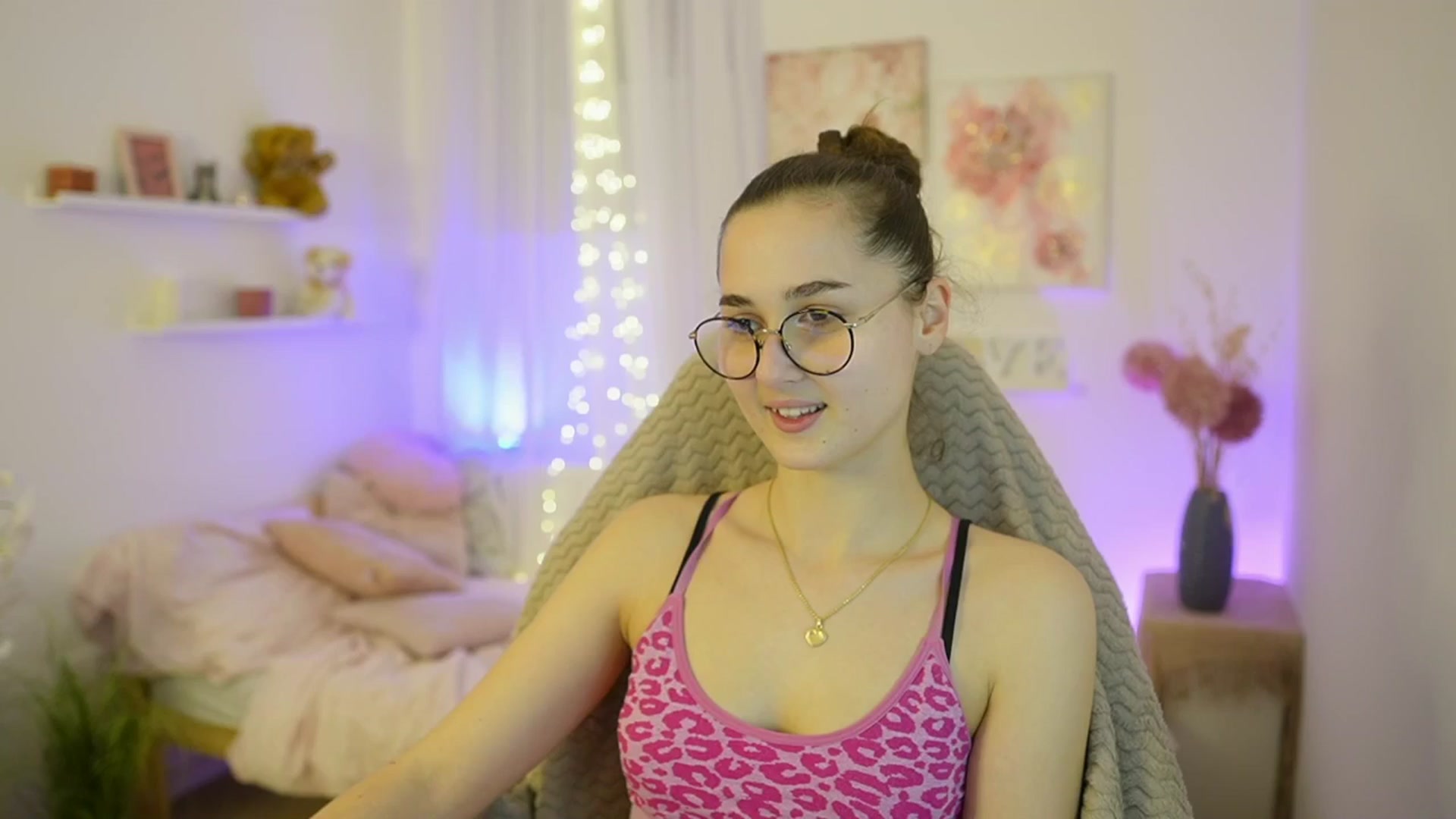 Gallery image thumbnail from Anita_Grey_'s myfreecams stream on, 12/28/2025, 19:42 image 5 of 20