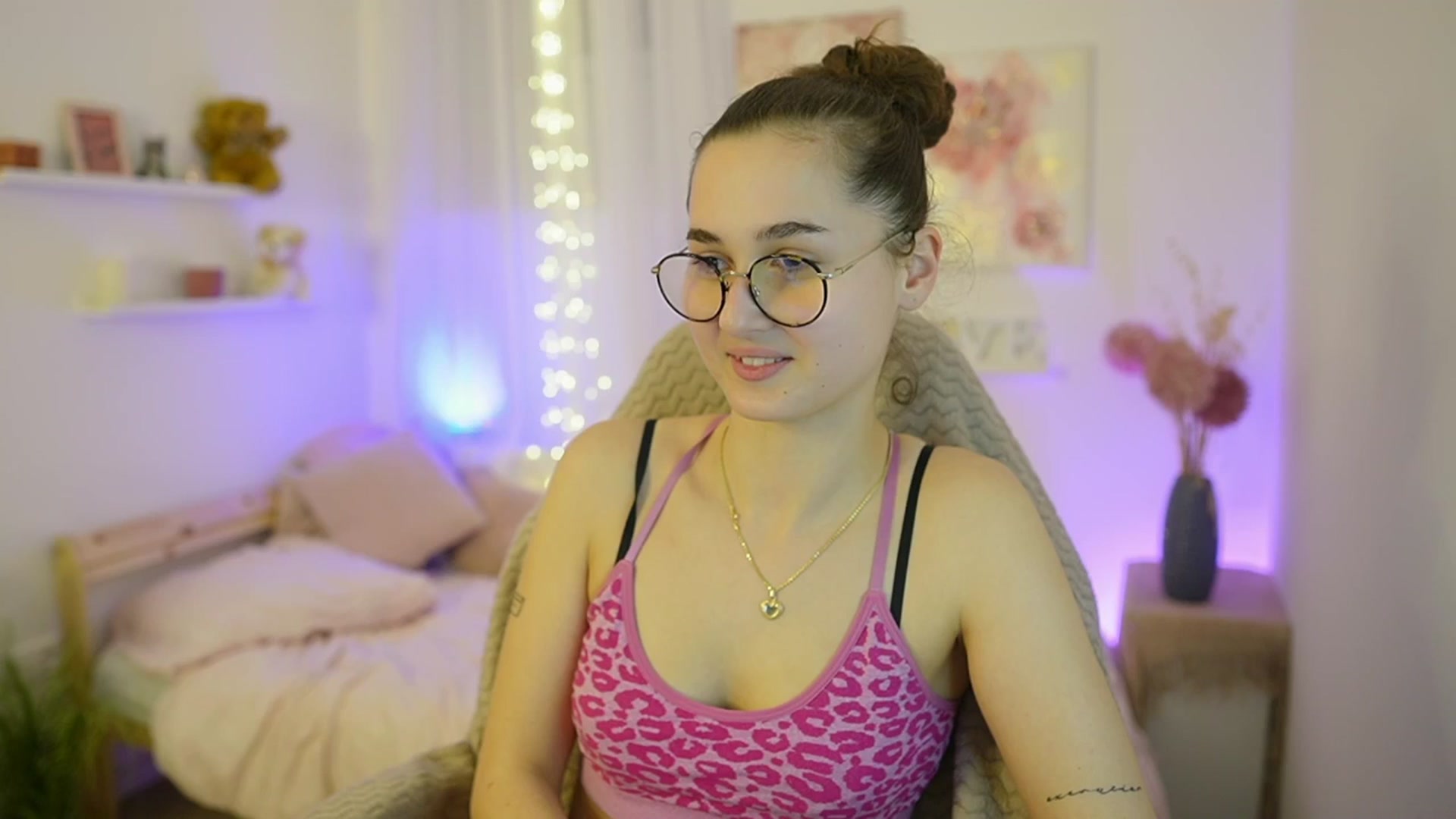 Gallery image thumbnail from Anita_Grey_'s myfreecams stream on, 12/28/2025, 23:39 image 16 of 20