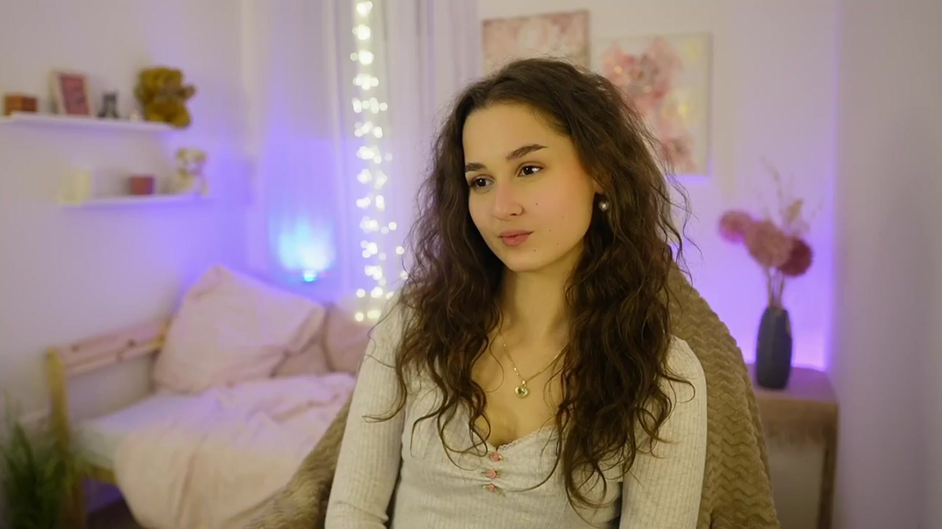 Gallery image thumbnail from Anita_Grey_'s myfreecams stream on, 12/29/2025, 23:34 image 19 of 20