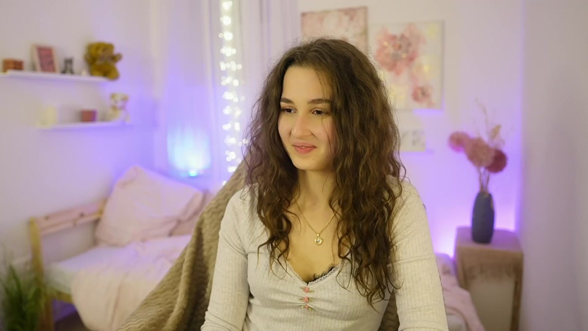 Gallery image thumbnail from Anita_Grey_'s myfreecams stream on, 12/29/2025, 23:34 image 4 of 20