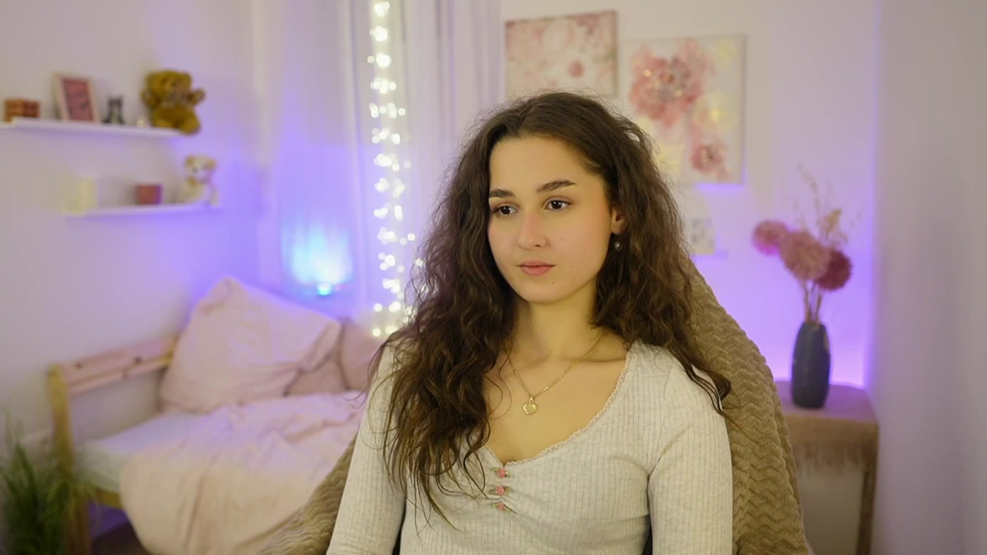 Gallery image thumbnail from Anita_Grey_'s myfreecams stream on, 12/30/2025, 24:13 image 9 of 20