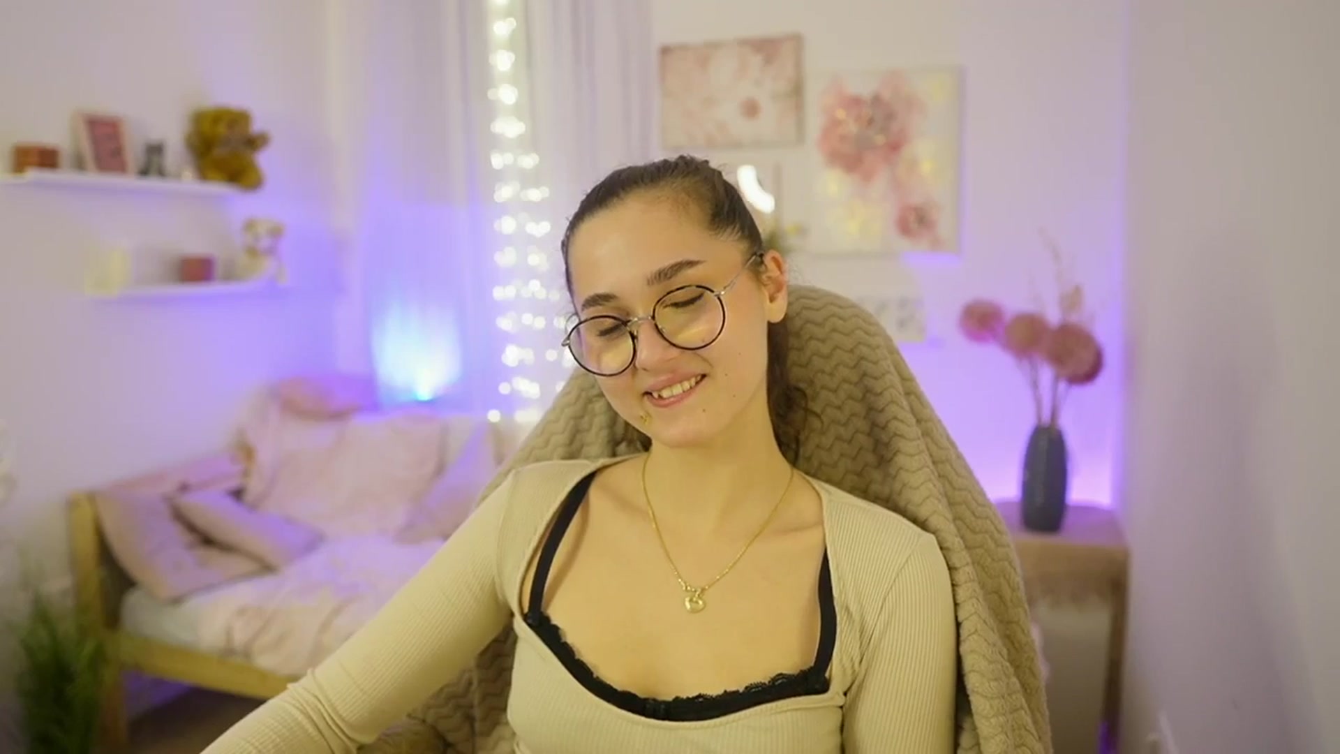 Gallery image thumbnail from Anita_Grey_'s myfreecams stream on, 01/03/2026, 21:56 image 9 of 20