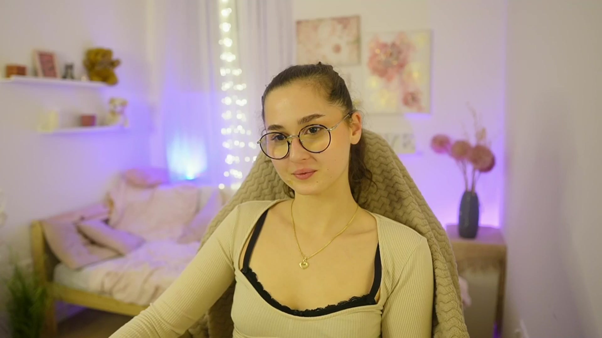 Gallery image thumbnail from Anita_Grey_'s myfreecams stream on, 01/03/2026, 21:56 image 19 of 20