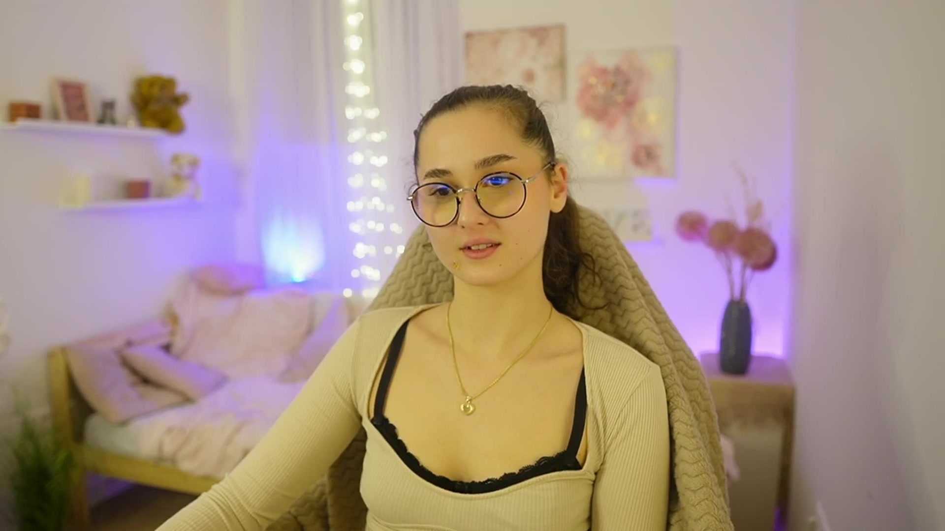 Gallery image thumbnail from Anita_Grey_'s myfreecams stream on, 01/03/2026, 21:56 image 15 of 20