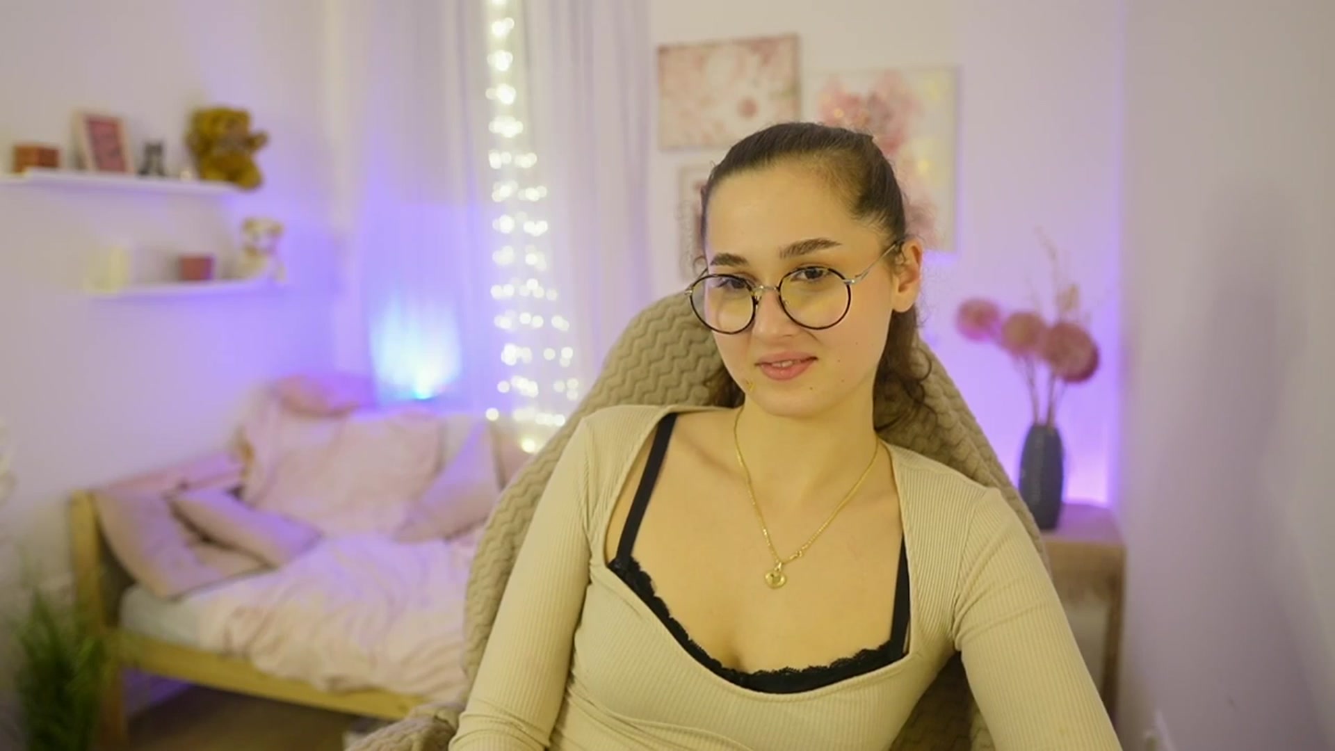 Gallery image thumbnail from Anita_Grey_'s myfreecams stream on, 01/03/2026, 23:33 image 9 of 20