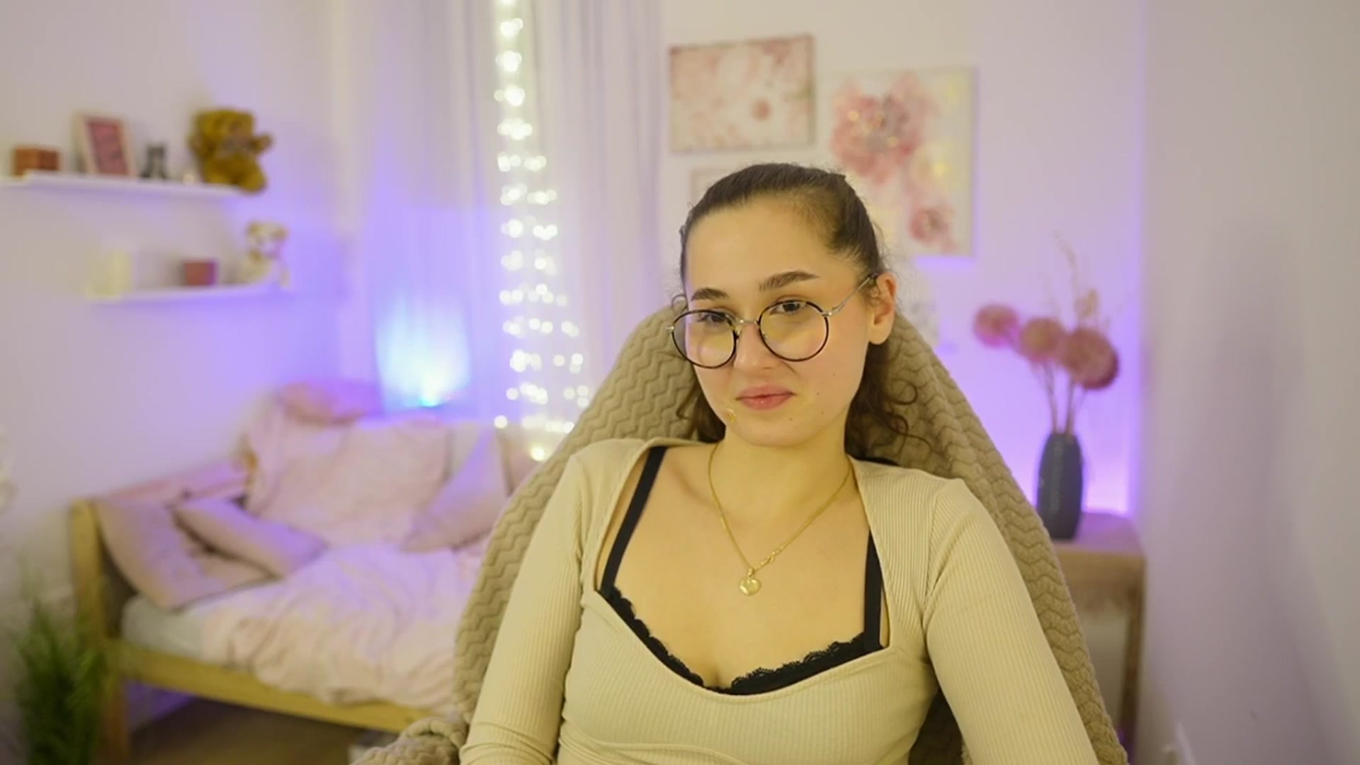 Gallery image thumbnail from Anita_Grey_'s myfreecams stream on, 01/03/2026, 23:33 image 15 of 20