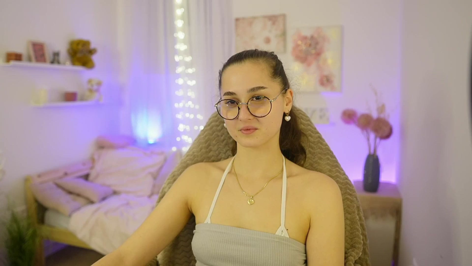 Gallery image thumbnail from Anita_Grey_'s myfreecams stream on, 01/04/2026, 19:51 image 12 of 20