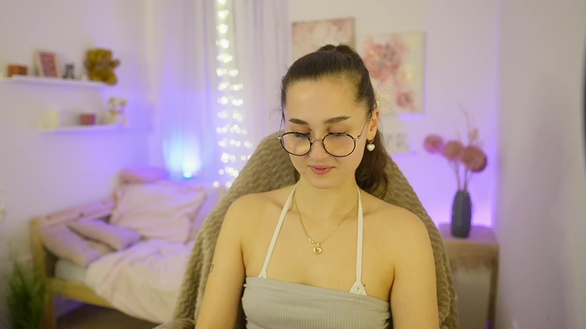 Gallery image thumbnail from Anita_Grey_'s myfreecams stream on, 01/04/2026, 19:51 image 6 of 20
