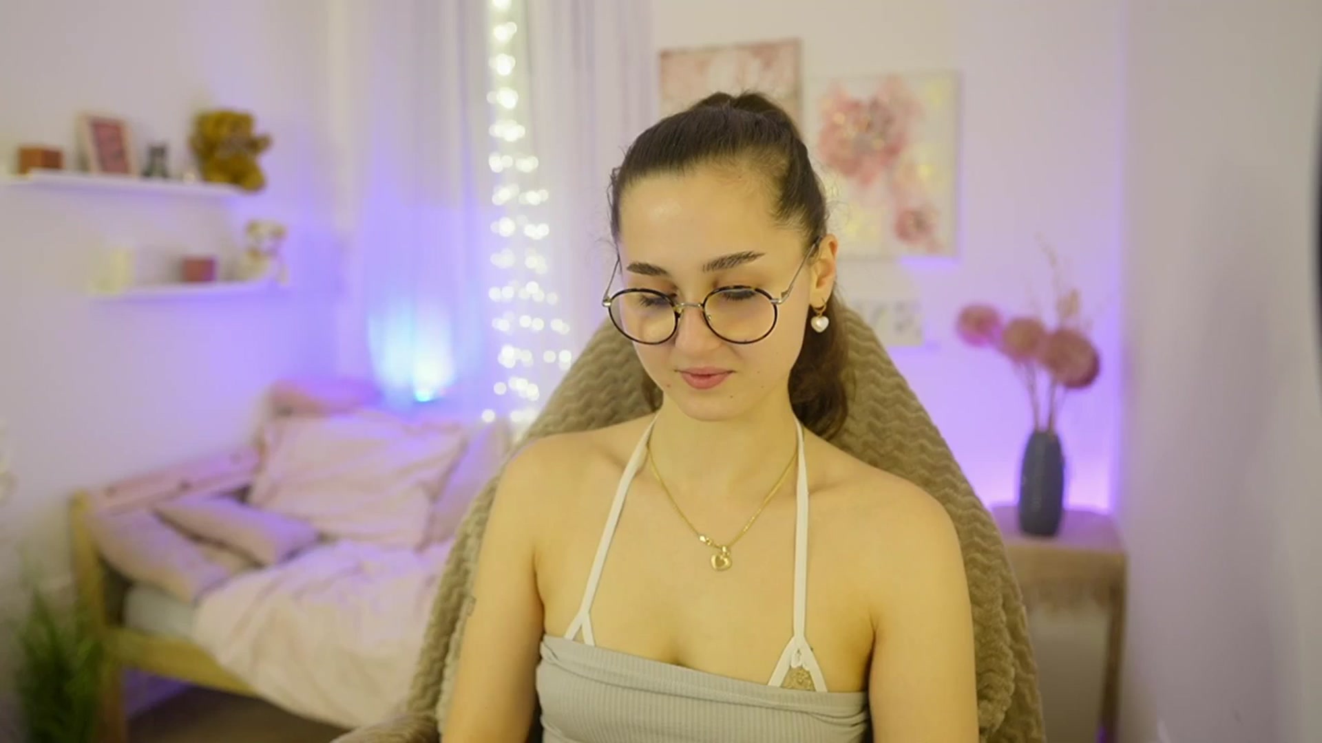 Gallery image thumbnail from Anita_Grey_'s myfreecams stream on, 01/04/2026, 19:51 image 3 of 20