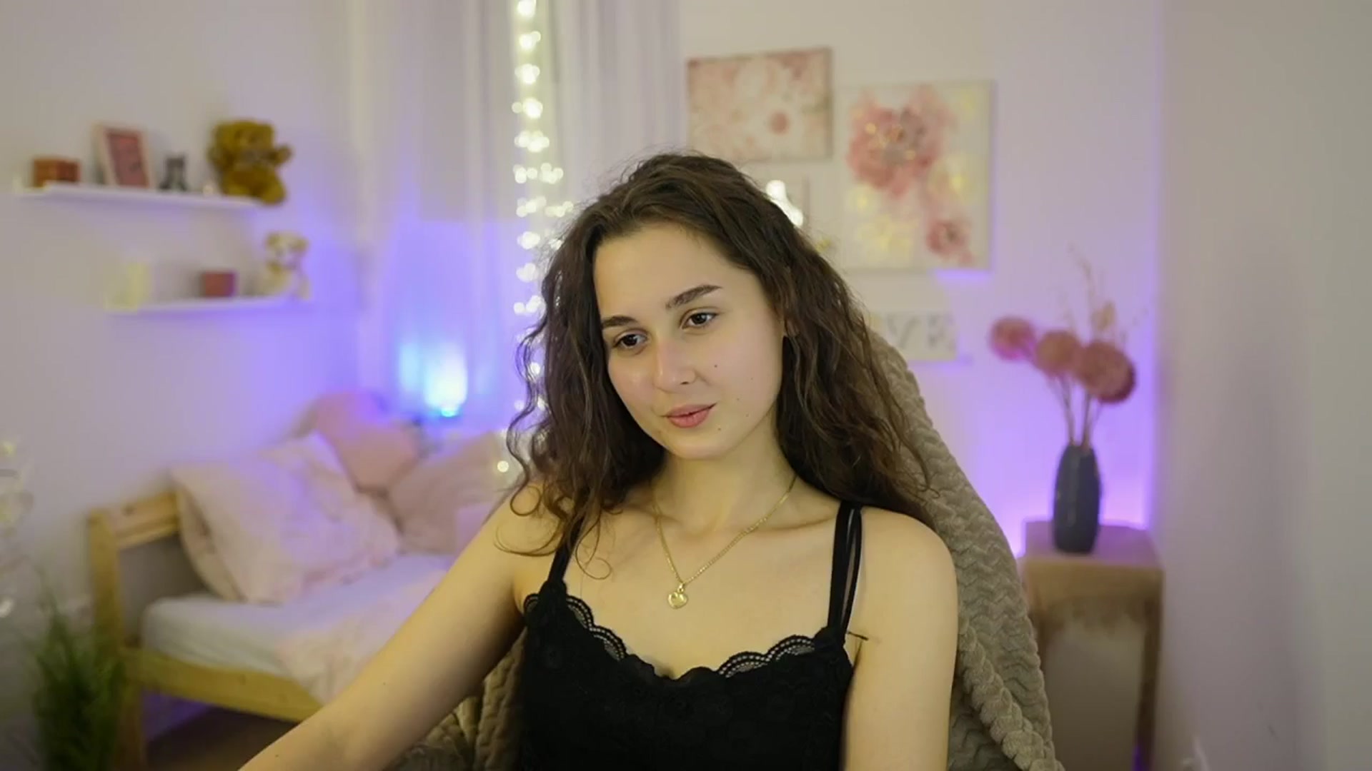 Gallery image thumbnail from Anita_Grey_'s myfreecams stream on, 01/05/2026, 22:43 image 2 of 20